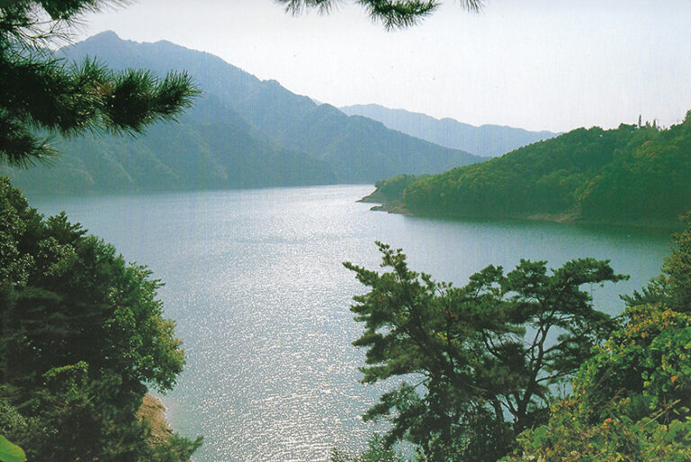 Lire la suite à propos de l’article Connaissance du monde : JAPON